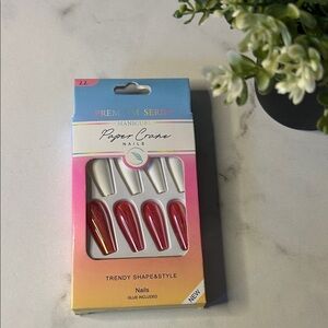 Paper Crane Red and White Nail Set
